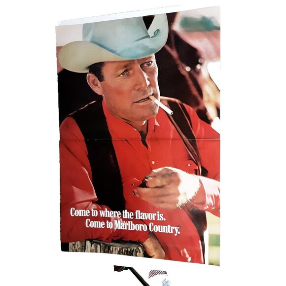 1971 Marlboro Country Cigarettes Cowboy In Red 2 Page Original Print Ad 70s - Picture 1 of 1